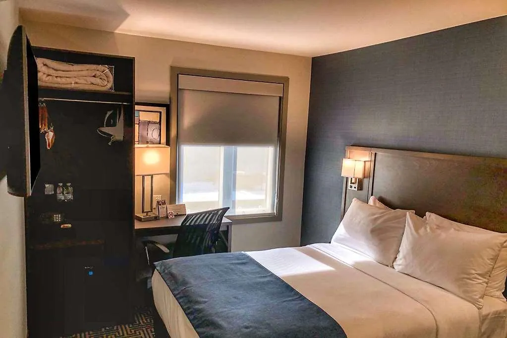 Quality Inn Centre-Ville Montréal