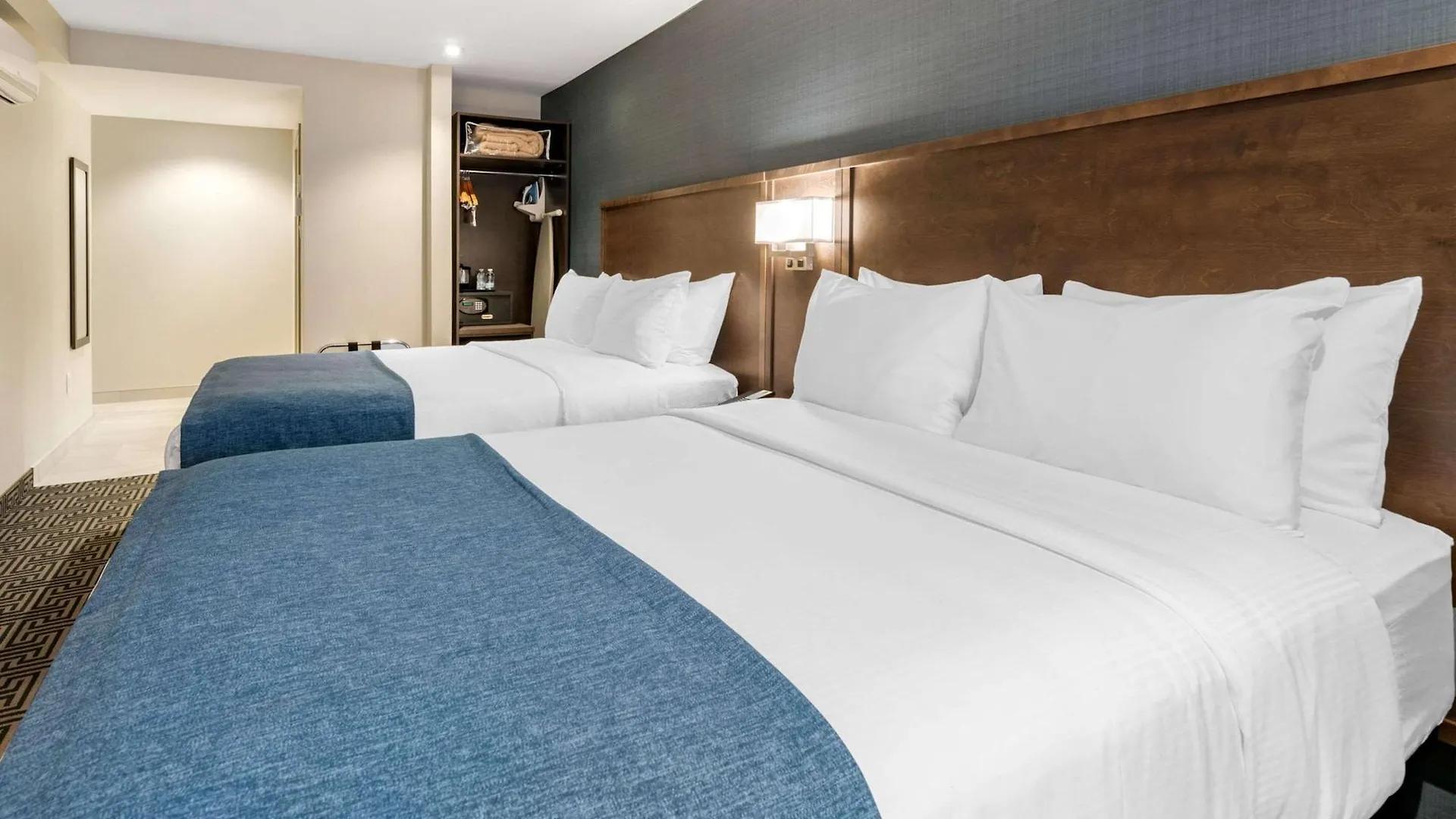 Quality Inn Centre-Ville Montreal